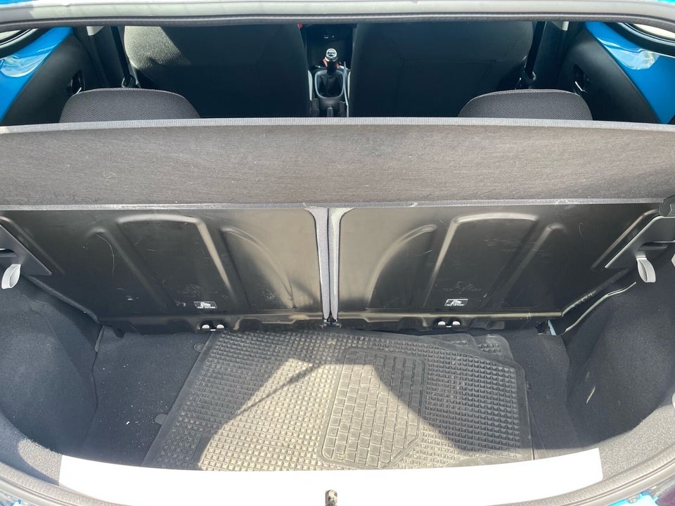 Toyota Aygo 1,0 VVT-i x-plore 5d