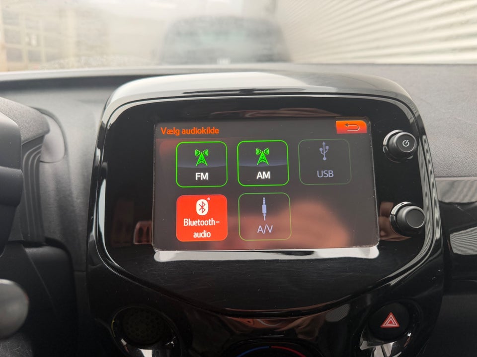 Toyota Aygo 1,0 VVT-i x-cellence 5d
