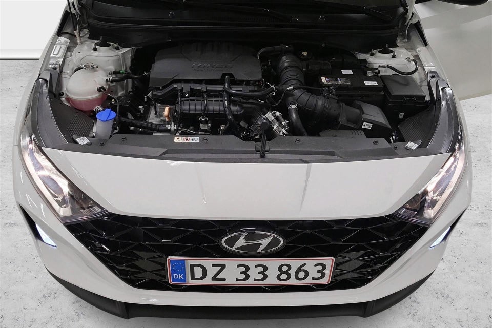 Hyundai i20 1,0 T-GDi Essential DCT 5d