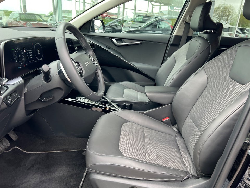 Kia Niro 64 EV Prestige 5d