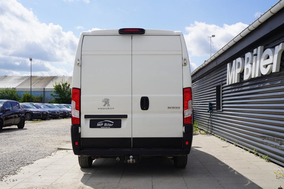 Peugeot Boxer 333 2,0 BlueHDi 130 L3H2 Premium