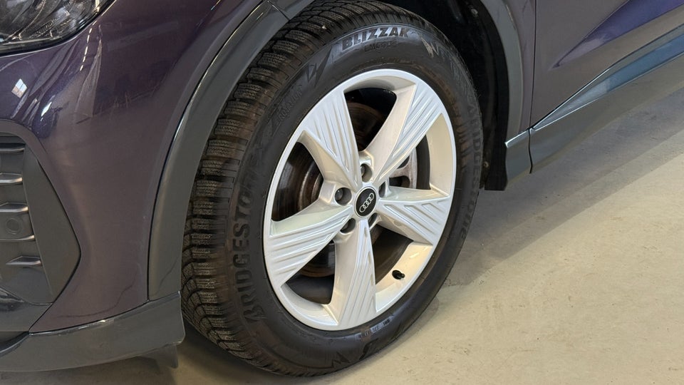 Audi Q4 e-tron 45 Progress 5d