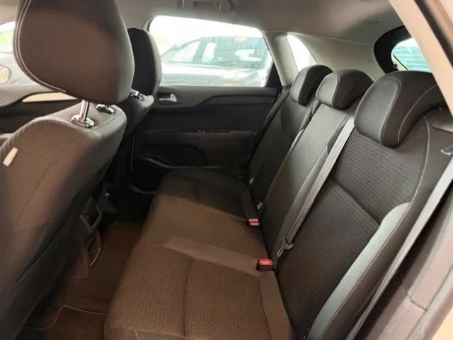 Citroën C4 1,6 BlueHDi 120 Feel EAT6 5d