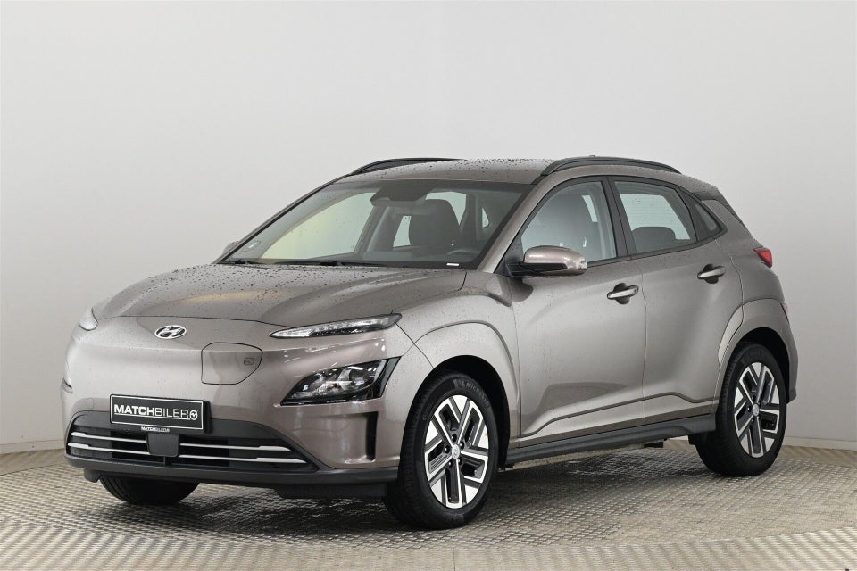 Hyundai Kona 39 EV Essential 5d