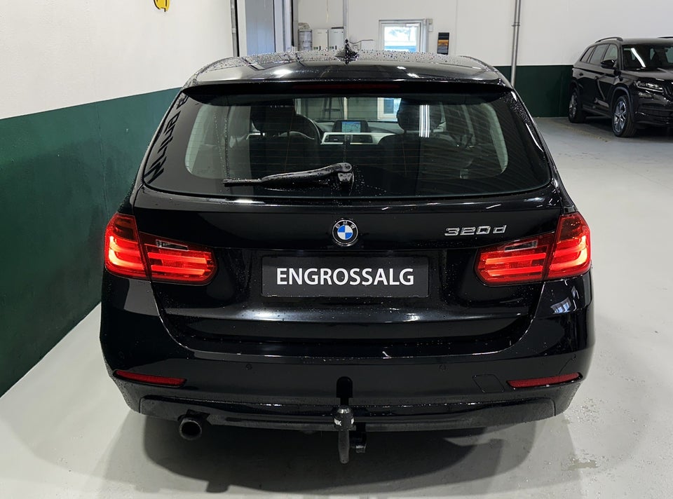 BMW 320d 2,0 Touring 5d