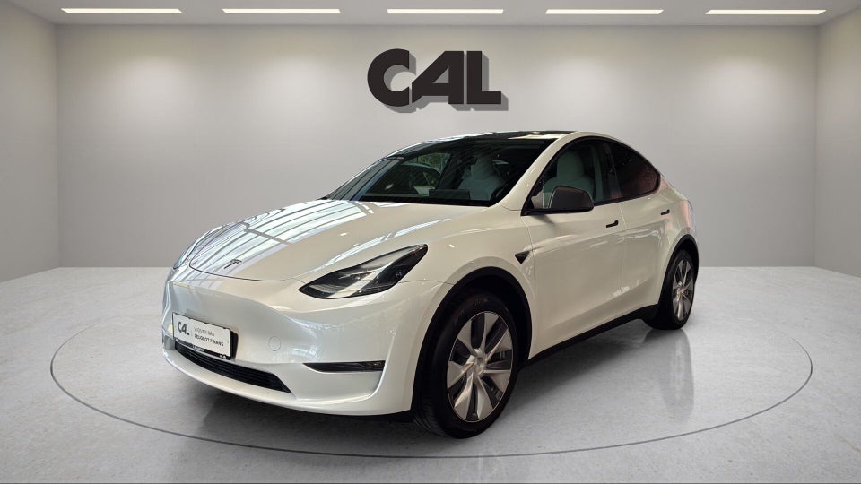Tesla Model Y Long Range AWD 5d