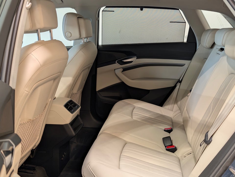 Audi Q8 e-tron 55 Advanced quattro 5d