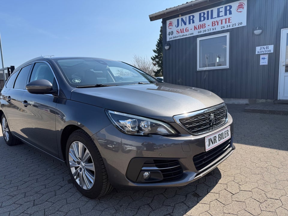 Peugeot 308 1,6 BlueHDi 120 Allure SW 5d