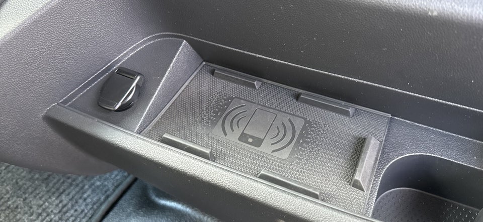 Renault Master IV T35 2,3 dCi 145 L3H2 Kassevogn RWD