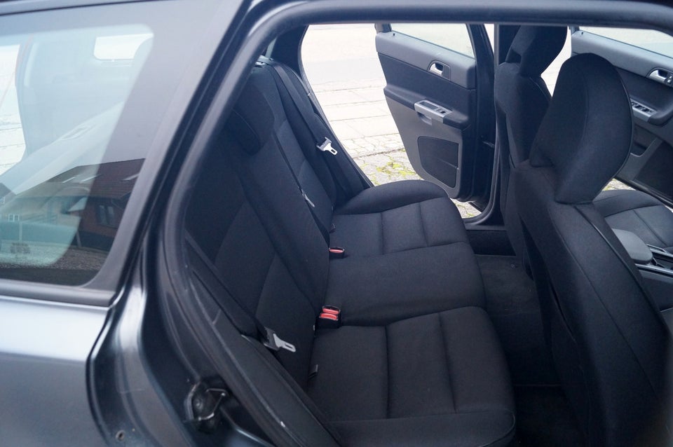 Volvo V50 1,6 D DRIVe 5d