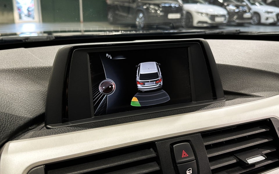 BMW 320d 2,0 Touring 5d