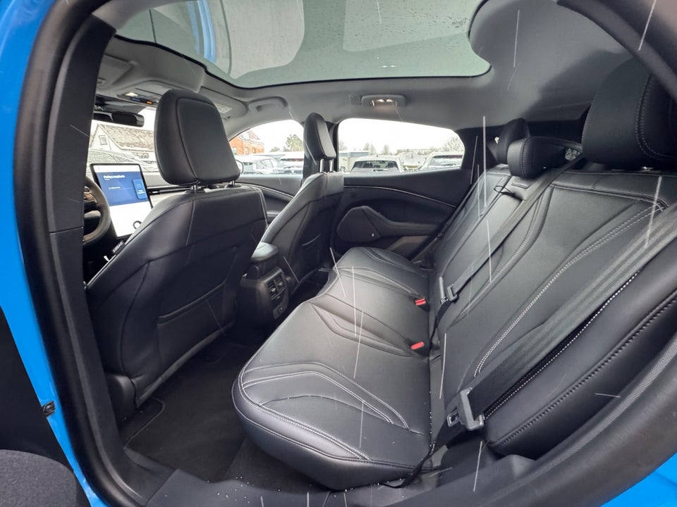 Ford Mustang Mach-E 73 Standard Range 5d