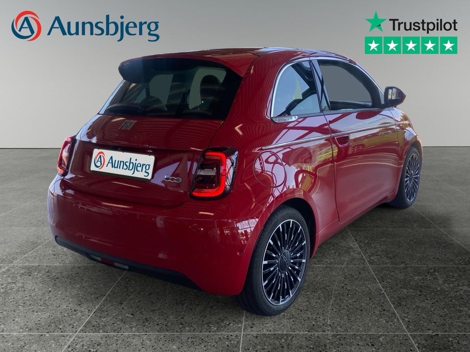 Fiat 500e 42 la Prima by Bocelli 3d
