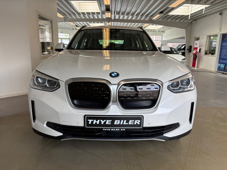 BMW iX3 Charged 5d