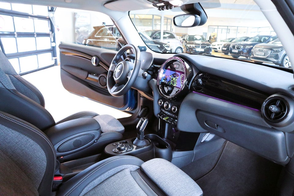 MINI Cooper SE Classic Trim 3d