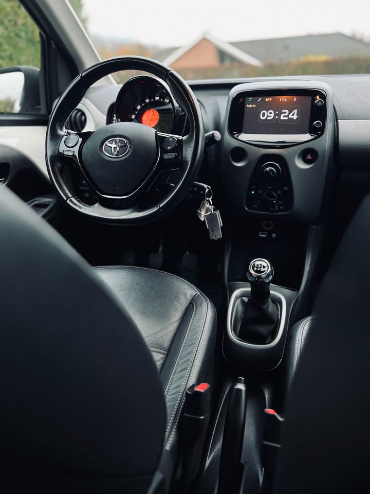 Toyota Aygo 1,0 VVT-i x-cellence 5d