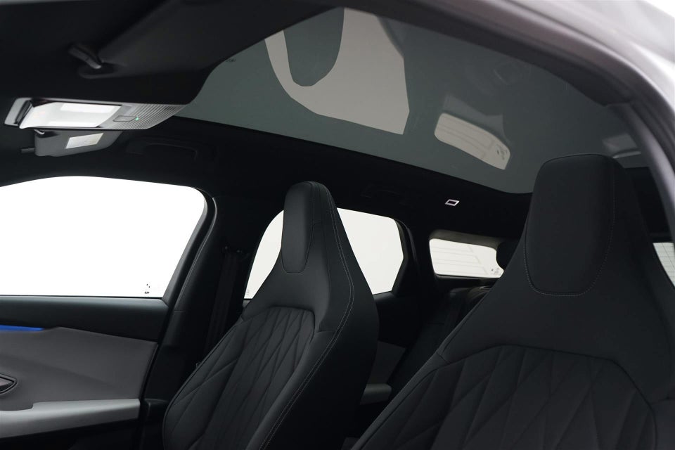 Ford Explorer 82 Premium Extended Range 5d