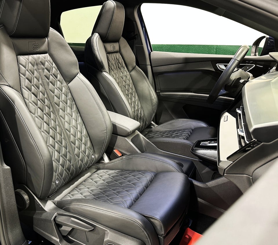 Audi Q4 e-tron 45 S-line Sportback 5d
