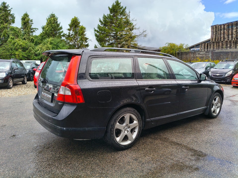 Volvo V70 2,5 T aut. 5d