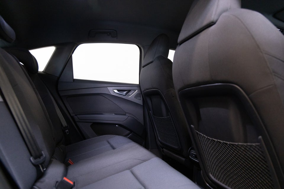 Audi Q4 e-tron 40 Advanced Sportback 5d