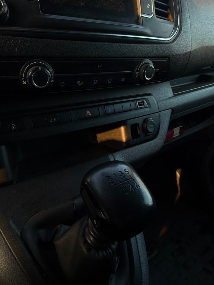 Citroën Jumpy 2,0 BlueHDi 120 L2N2