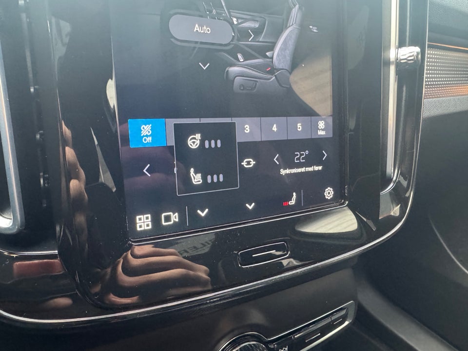 Volvo XC40 P8 ReCharge Twin Pro 5d