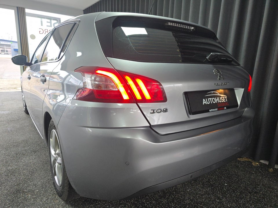 Peugeot 308 1,6 HDi 92 Active 5d