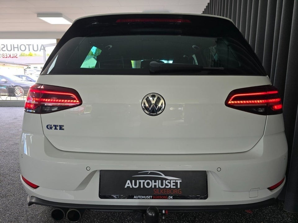 VW Golf VII 1,4 GTE DSG 5d