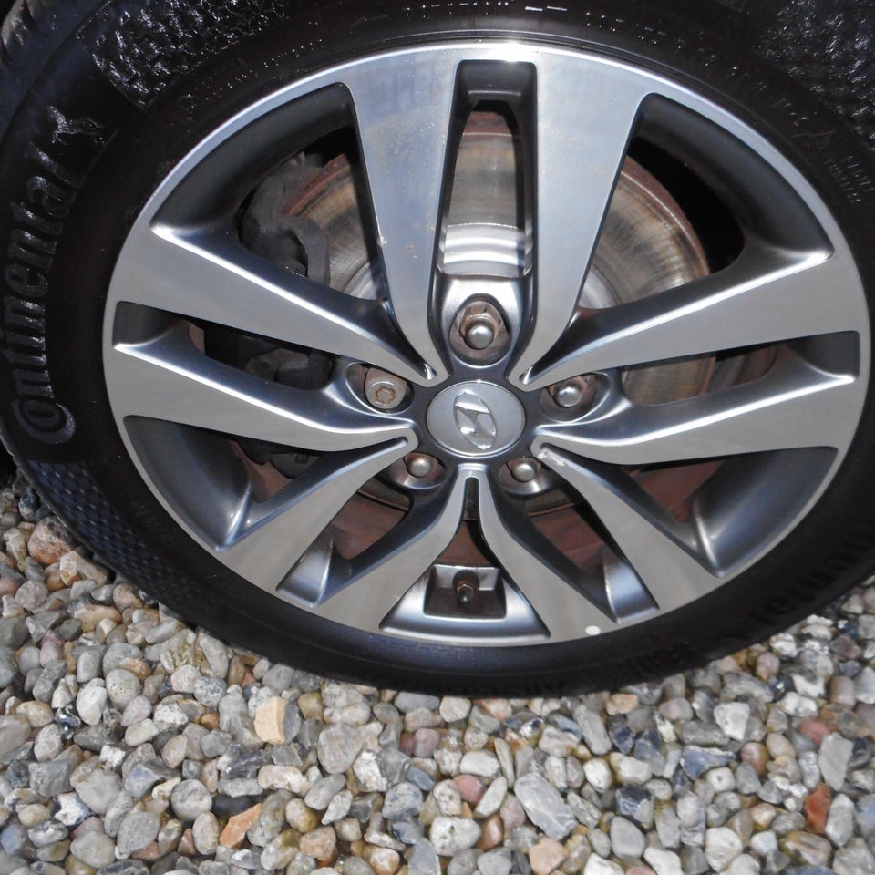 Hyundai i30 1,6 CRDi 110 Premium stc. 5d