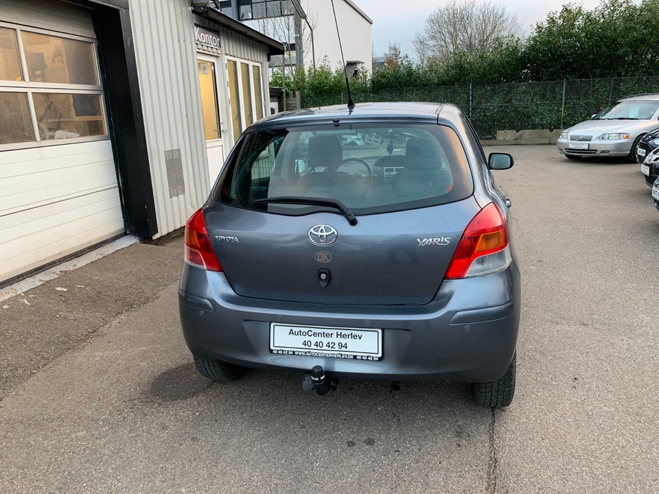 Toyota Yaris 1,3 T2 5d