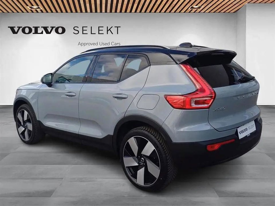 Volvo XC40 ReCharge Extended Range Plus 5d