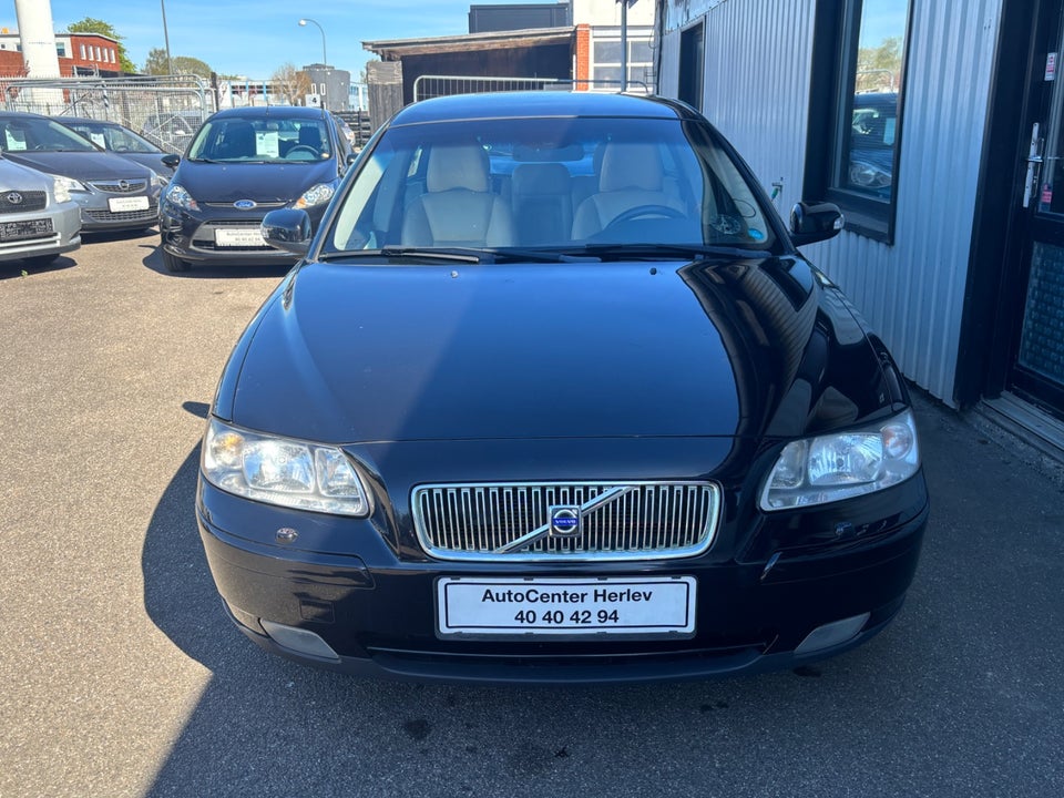 Volvo V70 2,4 140 Momentum 5d