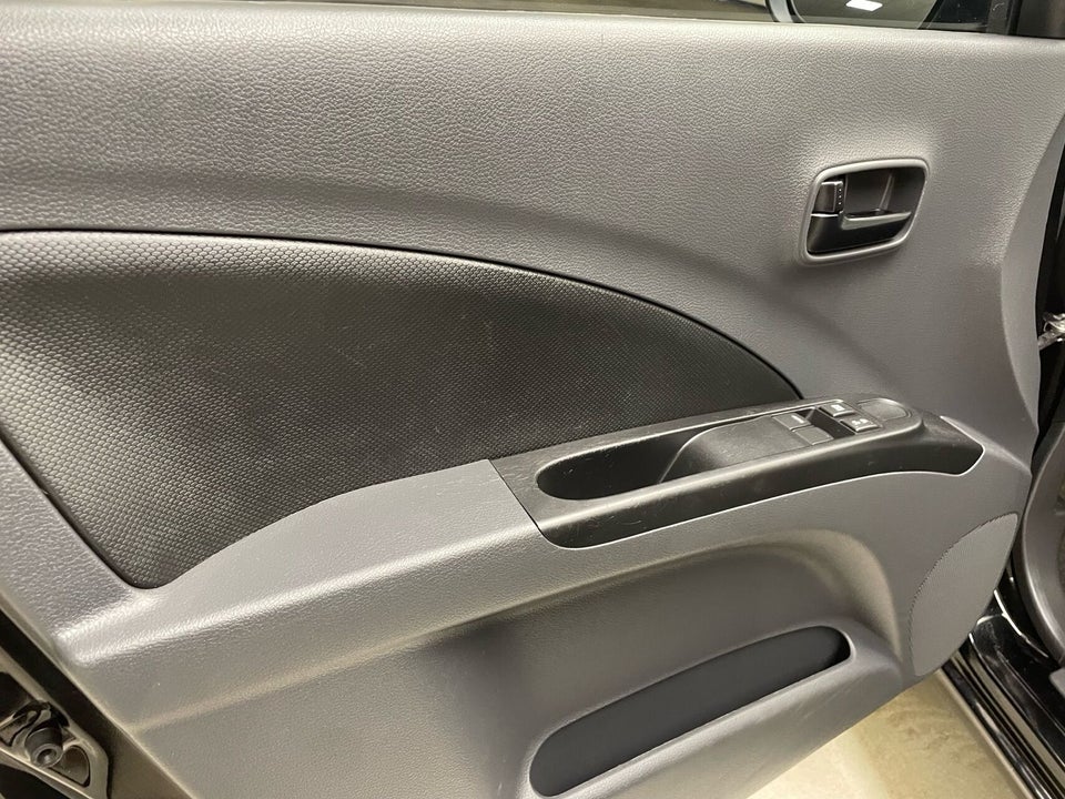 Suzuki Celerio 1,0 Dualjet Club 5d