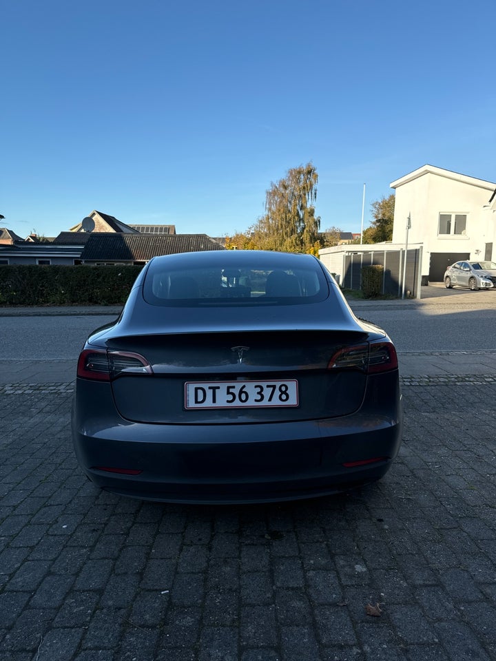 Tesla Model 3 RWD 4d