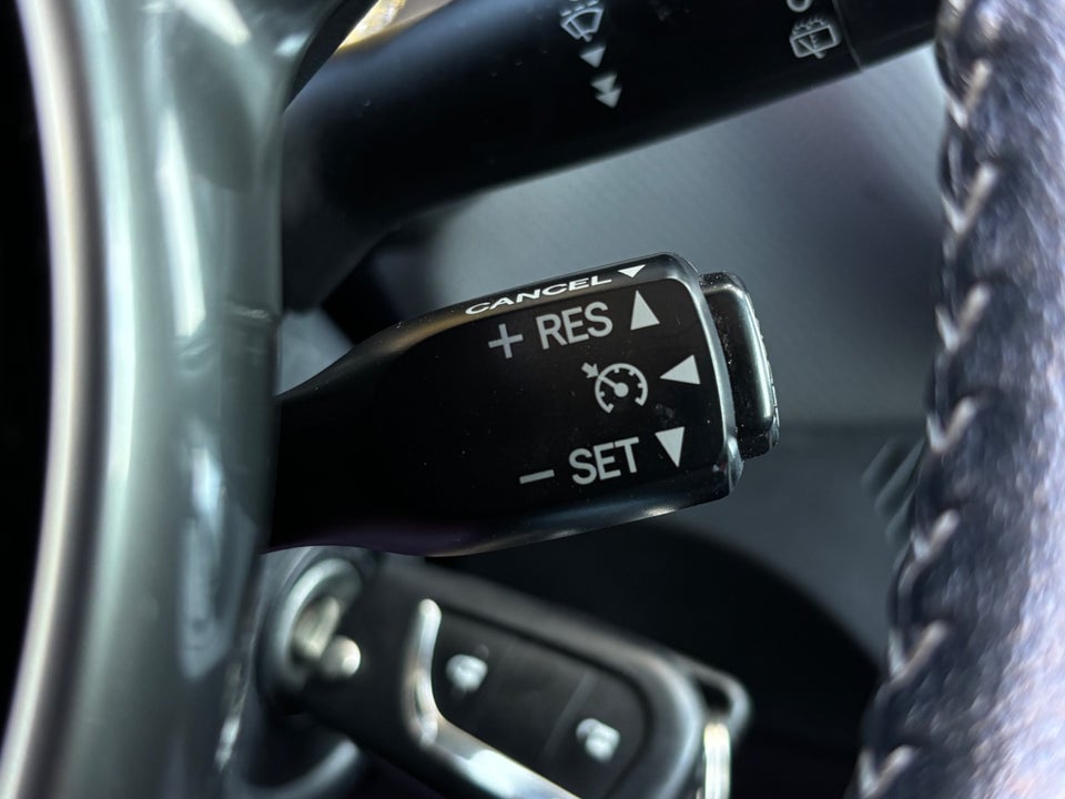 Toyota Yaris 1,5 Hybrid H2 Premium e-CVT 5d