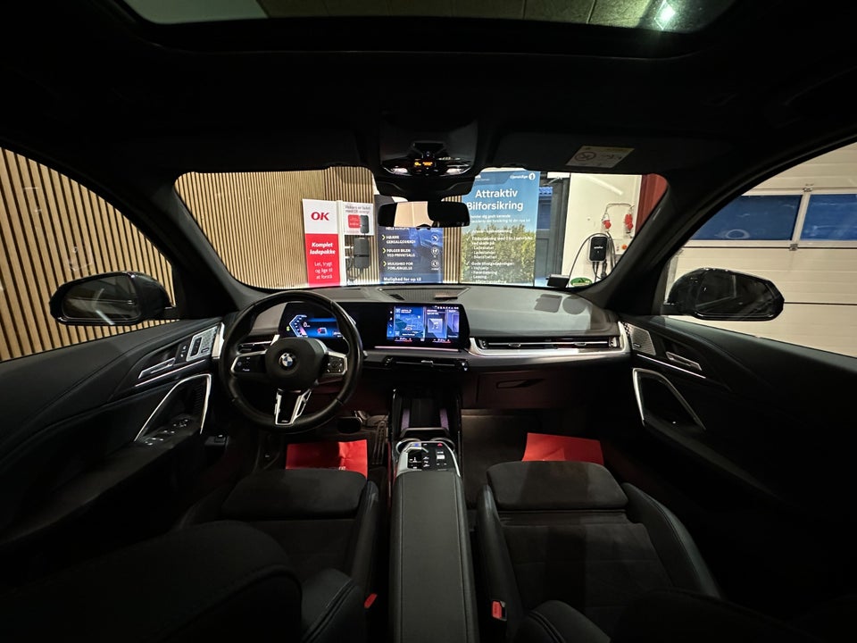 BMW iX1 xDrive30 Fully Charged M-Sport 5d