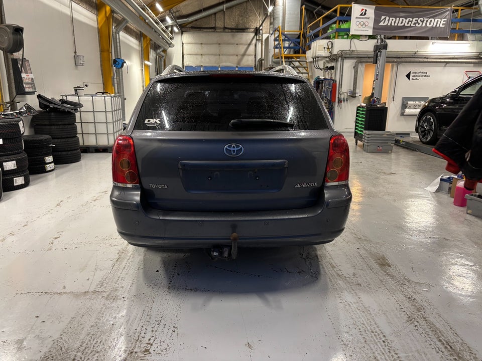 Toyota Avensis 1,8 VVT-i Sol 4d