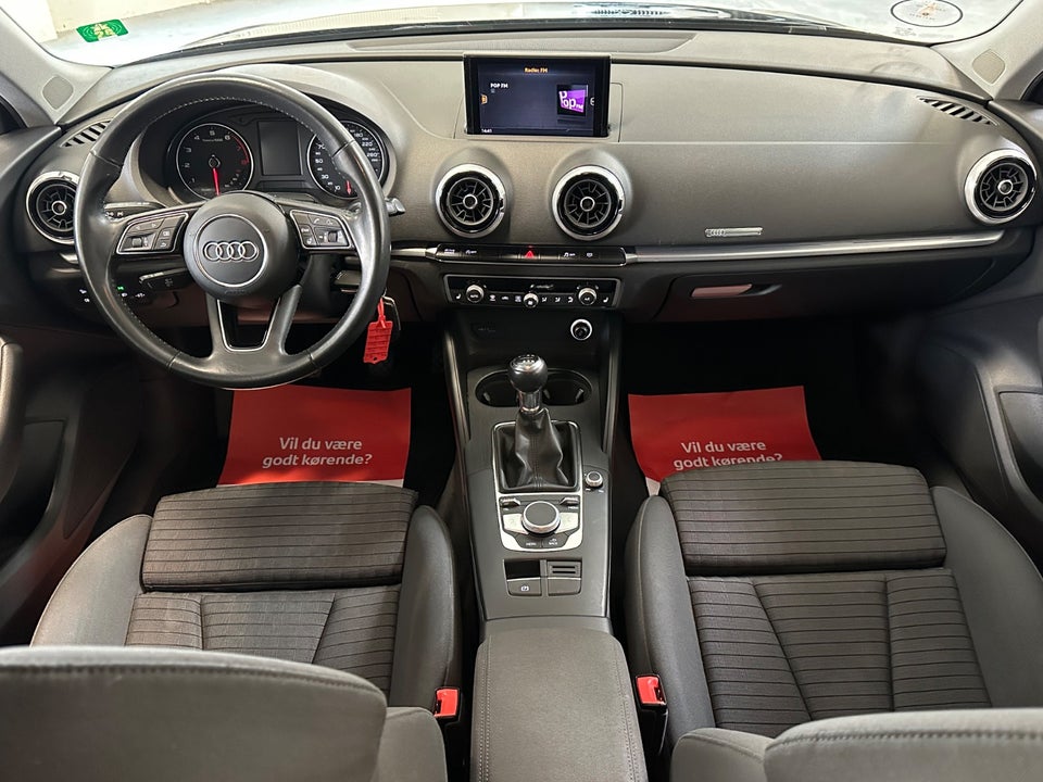 Audi A3 35 TFSi S-line Sportback 5d