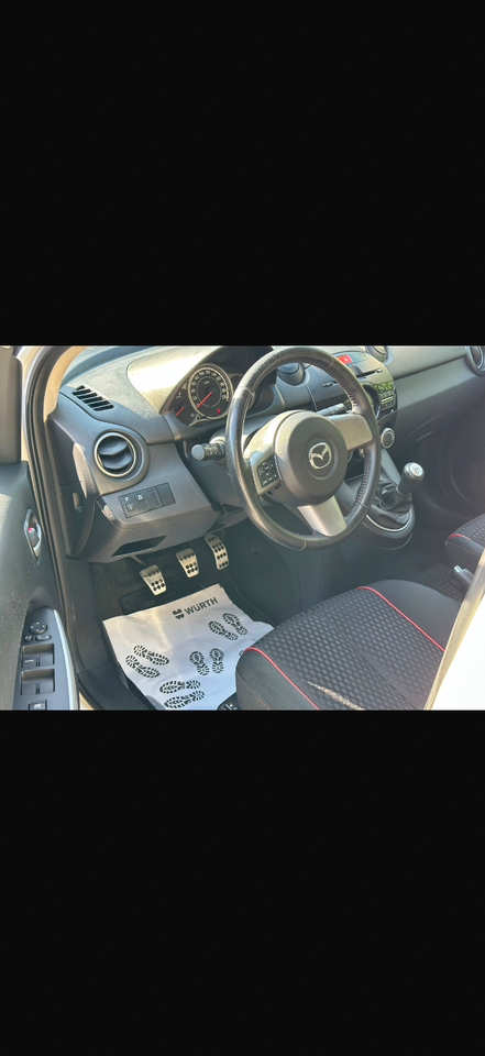 Mazda 2 1,3 Takara Edition 5d