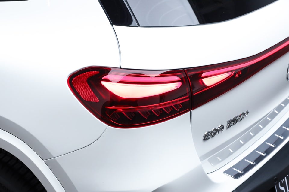 Mercedes EQA250+ AMG Premium 5d