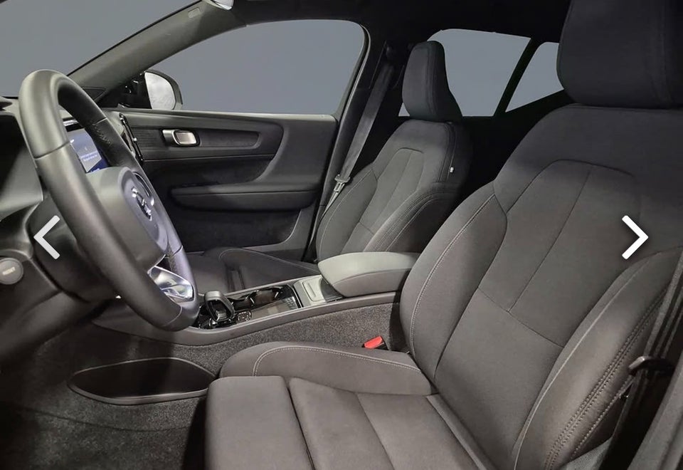 Volvo XC40 ReCharge Extended Range Plus 5d