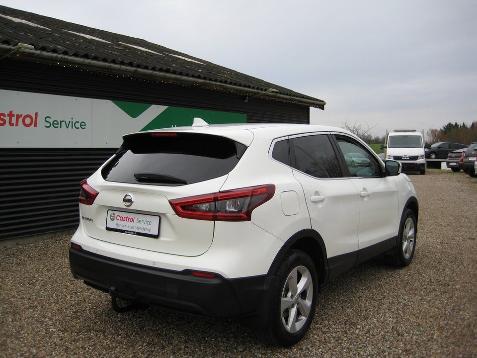 Nissan Qashqai 1,2 Dig-T 115 N-Connecta 5d