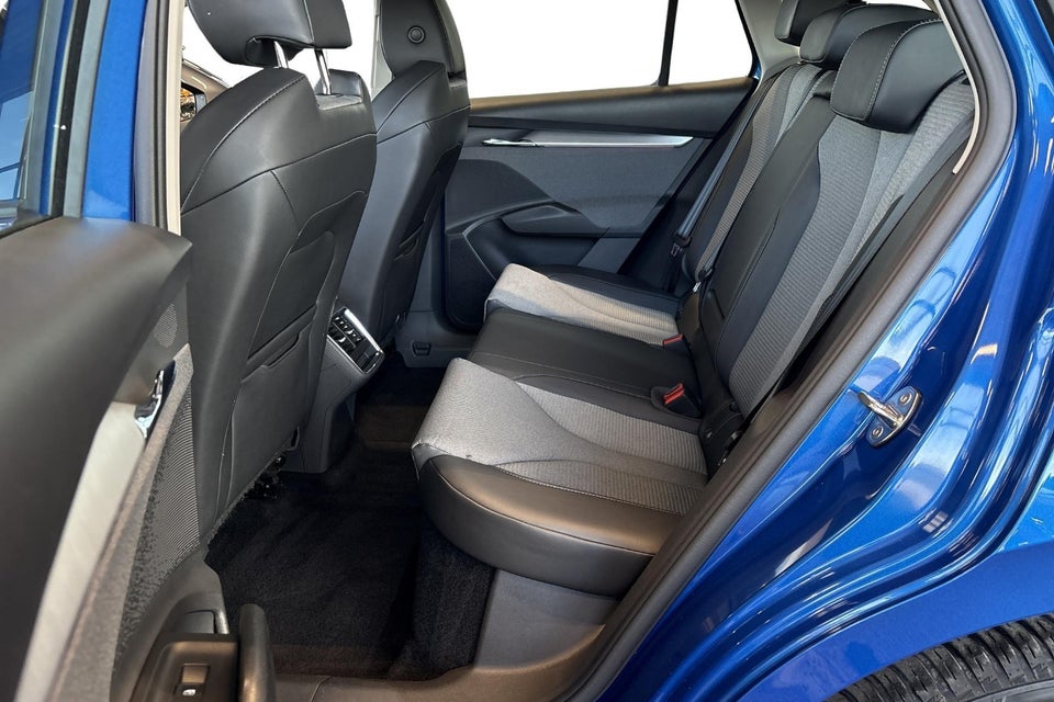 Skoda Enyaq 60 iV Loft 5d