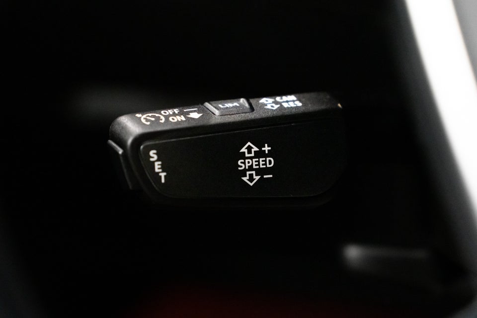 Audi e-tron 50 quattro 5d