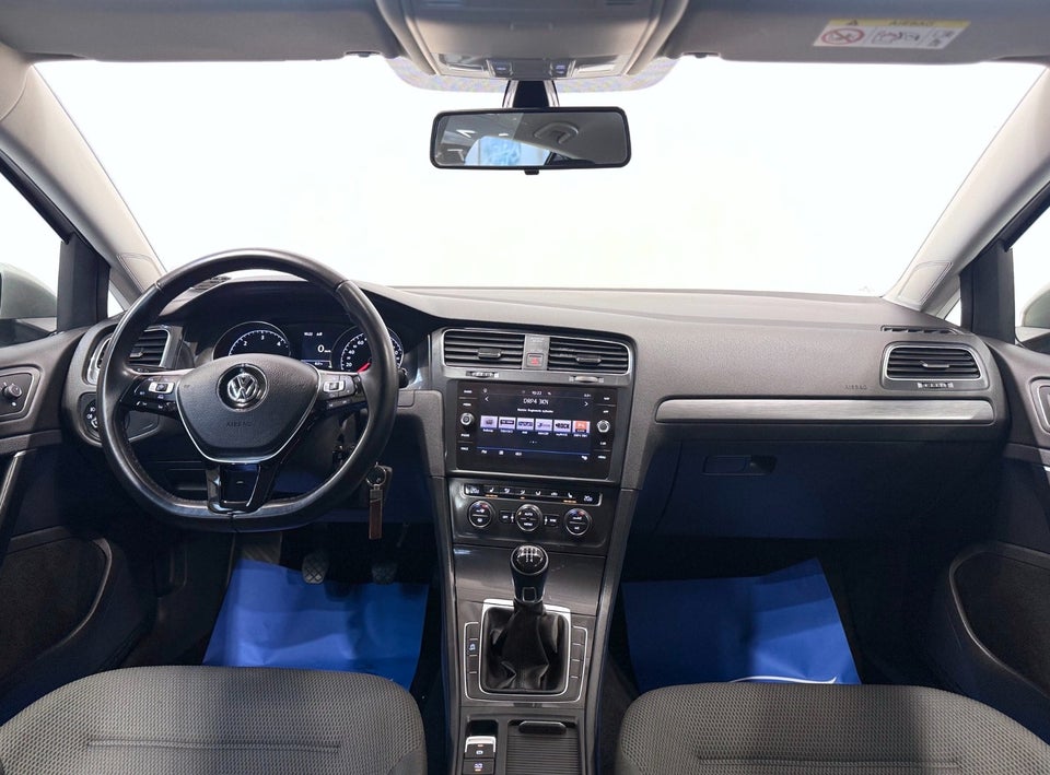 VW Golf VII 1,6 TDi 115 Comfortline 5d