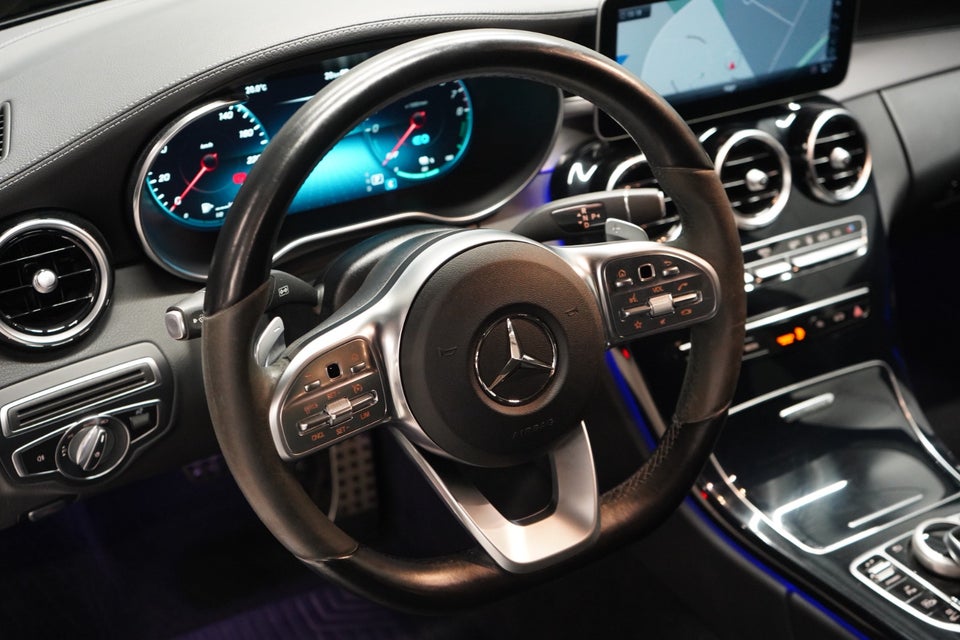 Mercedes C300 e 2,0 AMG Line stc. aut. 5d