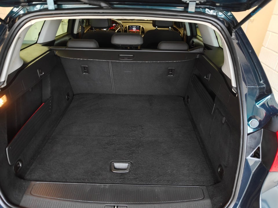 Opel Astra 1,4 T 140 Enjoy Sports Tourer 5d