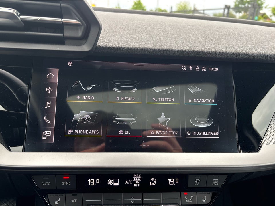 Audi A3 40 TFSi e Prestige Sportback S-tr. 5d