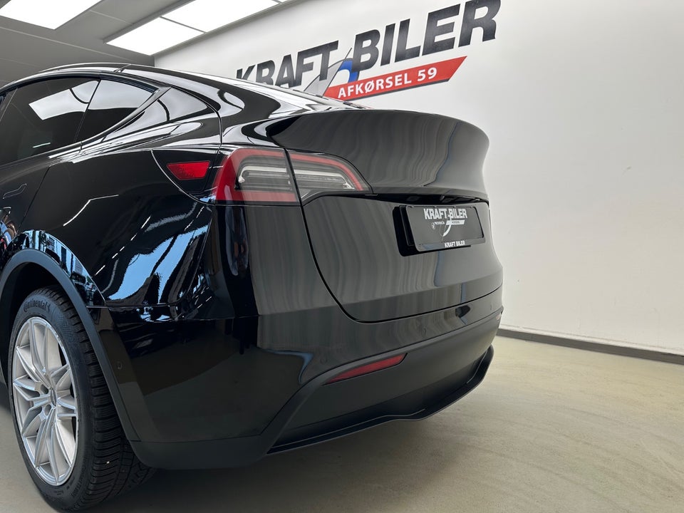 Tesla Model Y Long Range AWD 5d