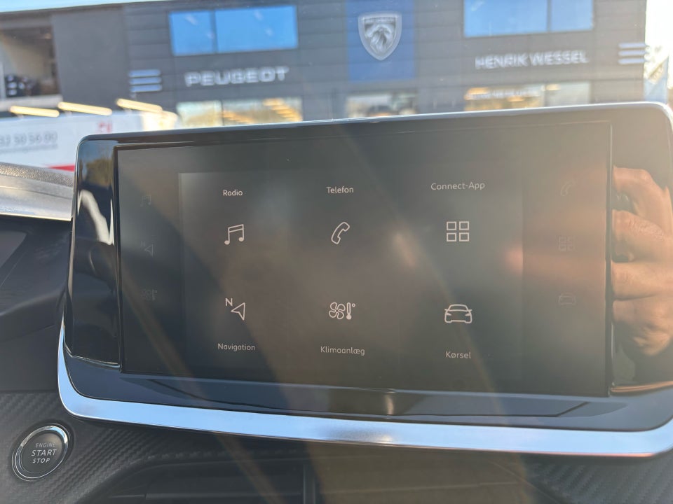 Peugeot 2008 1,5 BlueHDi 100 Allure Pack 5d